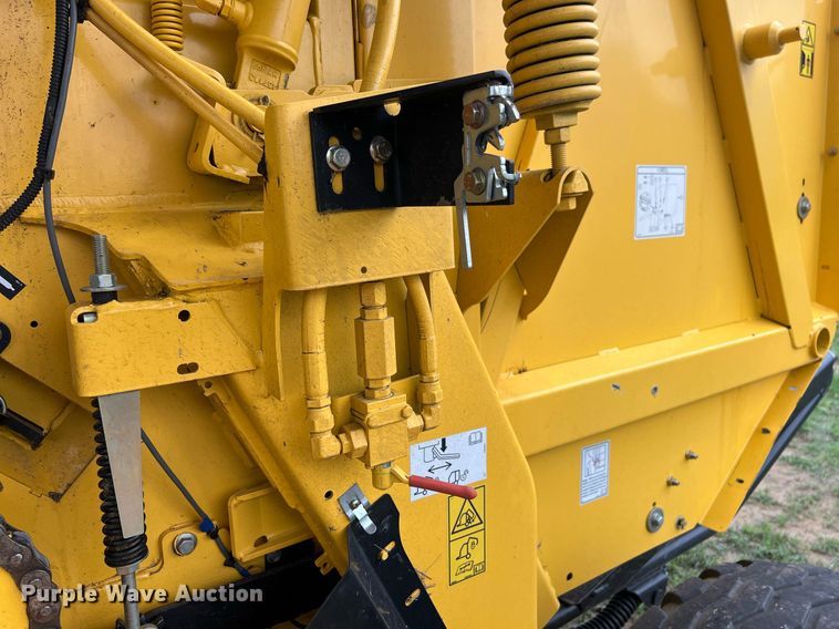 image for item EL2038 2022 New Holland 460RB round baler