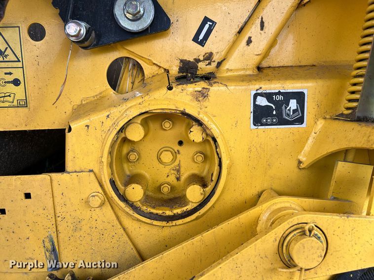 image for item EL2038 2022 New Holland 460RB round baler