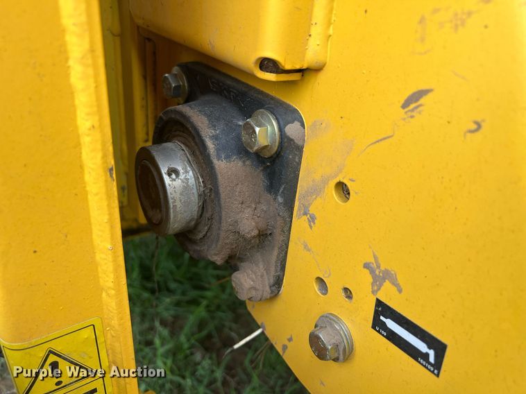 image for item EL2038 2022 New Holland 460RB round baler