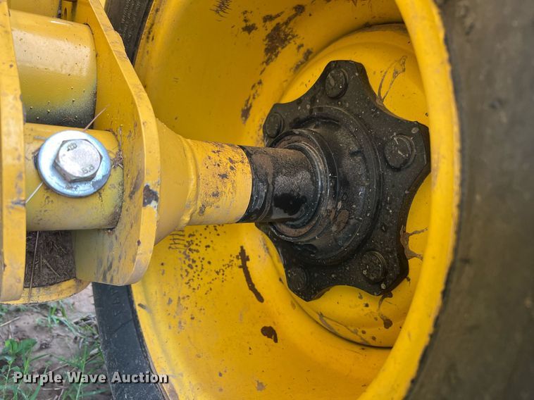 image for item EL2038 2022 New Holland 460RB round baler