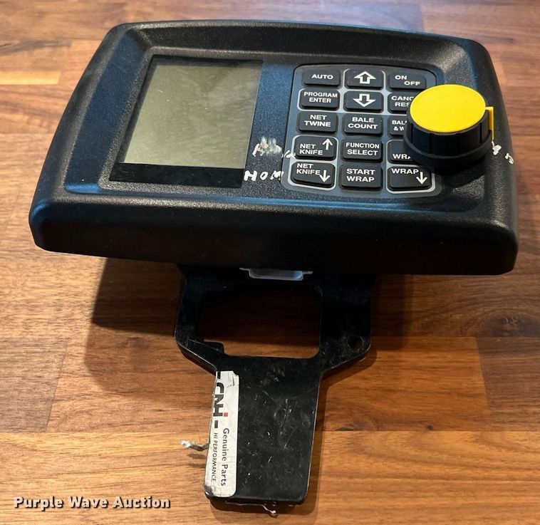 image for item EL2038 2022 New Holland 460RB round baler