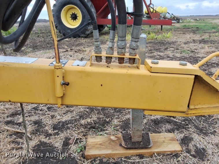 image for item EL6494 2003 Vermeer R23A hay rake