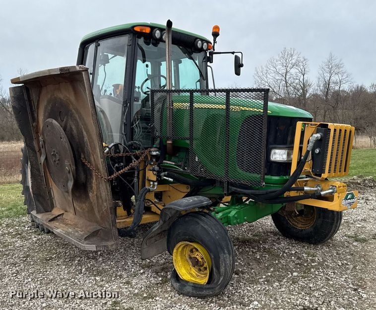 image for item EM3764 2006 John Deere 7220 tractor