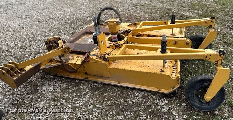 image for item EM3764 2006 John Deere 7220 tractor