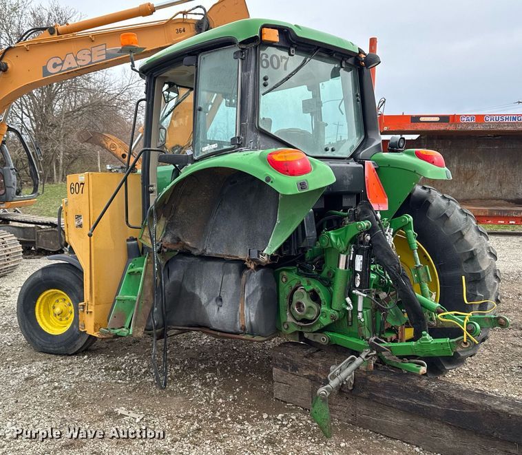 image for item EM3765 2011 John Deere 7130 tractor