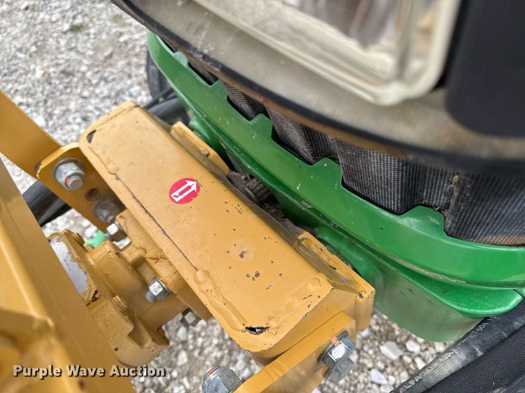 image for item EM3765 2011 John Deere 7130 tractor