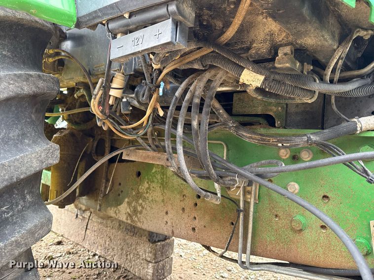 image for item EM3765 2011 John Deere 7130 tractor