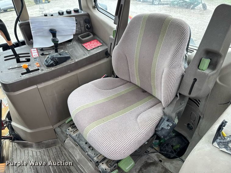 image for item EM3765 2011 John Deere 7130 tractor