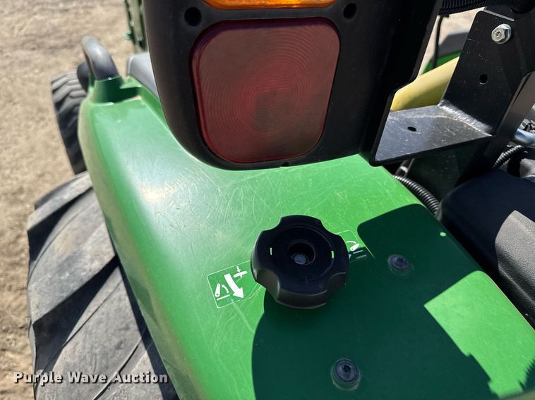 image for item EM3788 2019 John Deere 4052R MFWD tractor