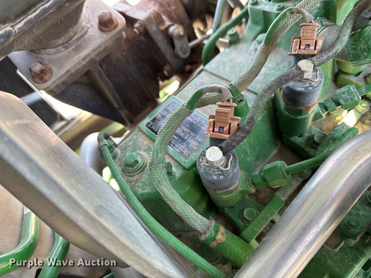 image for item EM3788 2019 John Deere 4052R MFWD tractor