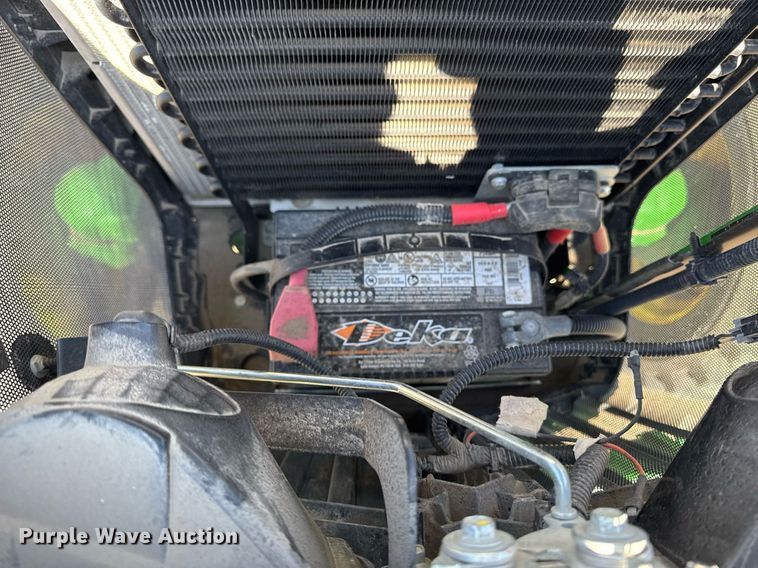 image for item EM3788 2019 John Deere 4052R MFWD tractor