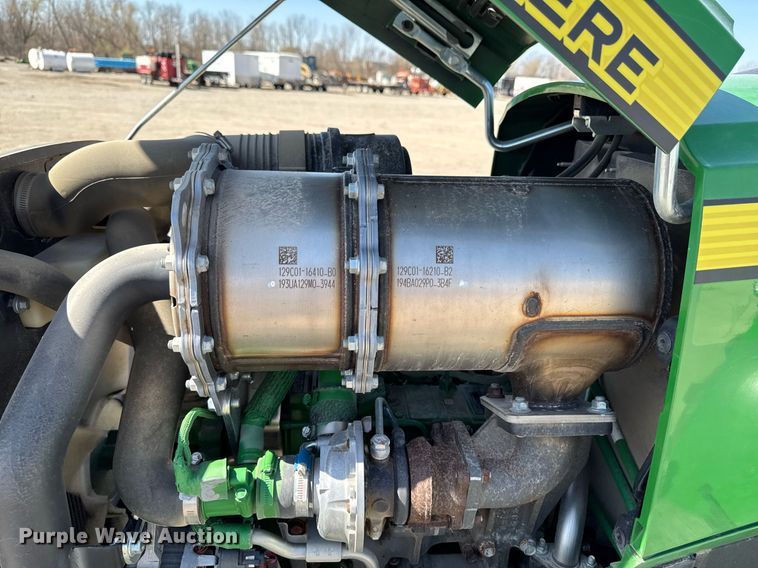 image for item EM3788 2019 John Deere 4052R MFWD tractor