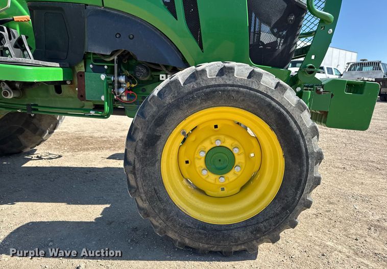 image for item EM3788 2019 John Deere 4052R MFWD tractor