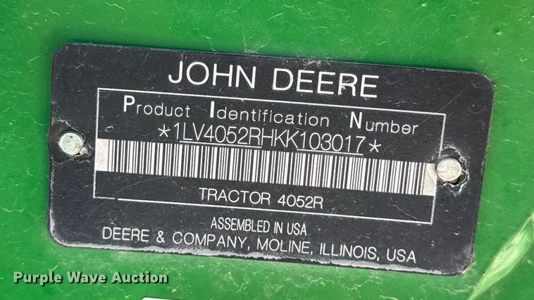 image for item EM3788 2019 John Deere 4052R MFWD tractor