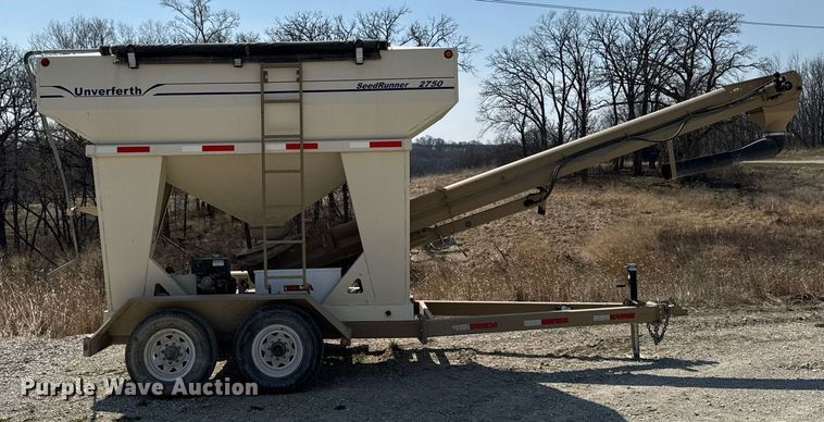 image for item EM3806 Unverferth Seedrunner 2750 seed tender