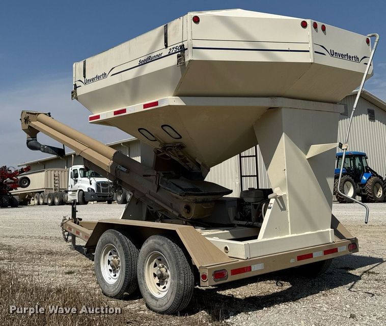 image for item EM3806 Unverferth Seedrunner 2750 seed tender