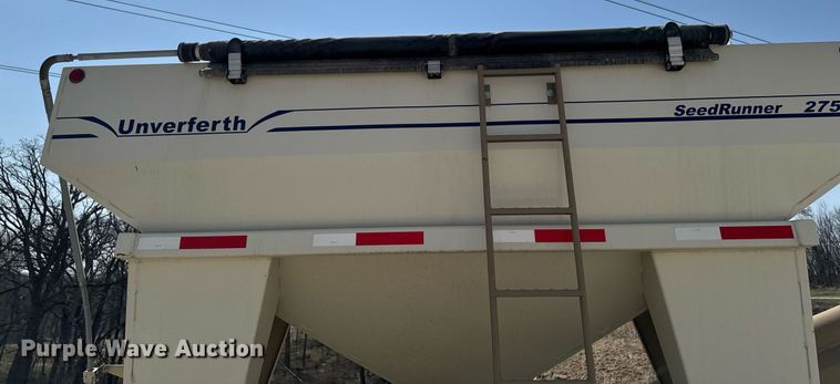 image for item EM3806 Unverferth Seedrunner 2750 seed tender