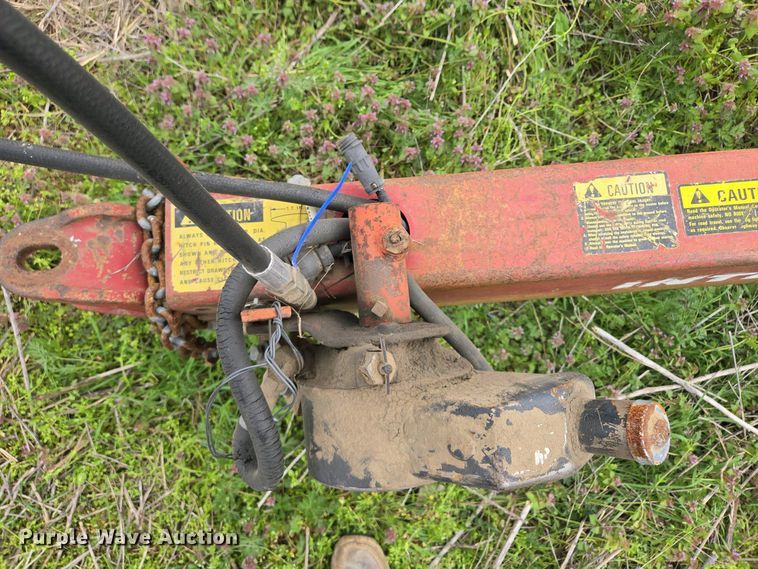 image for item EM7032 International 800 Cyclo Air air seeder