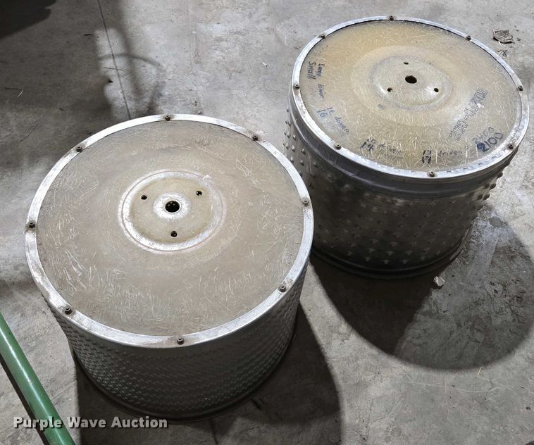 image for item EM7032 International 800 Cyclo Air air seeder