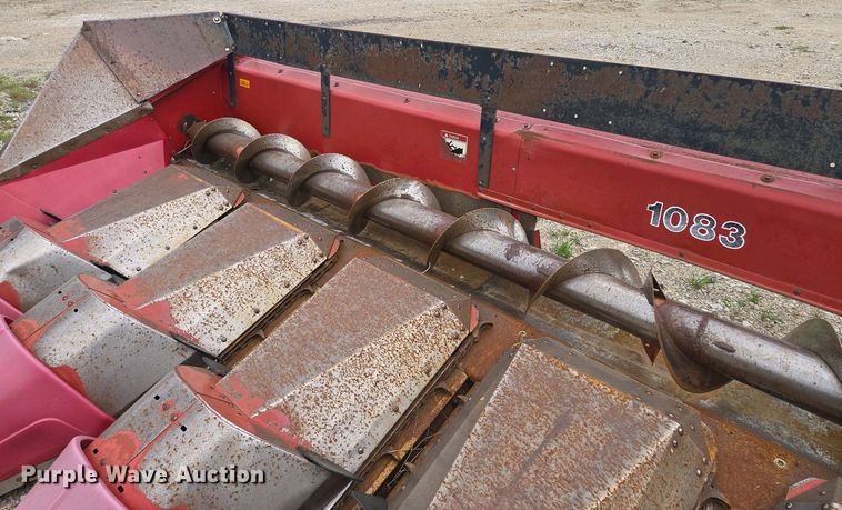 image for item EM7033 Case 1083 corn head