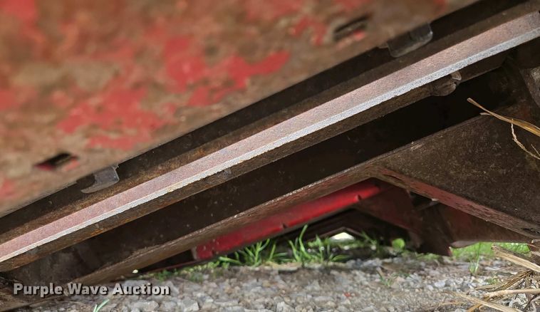 image for item EM7033 Case 1083 corn head