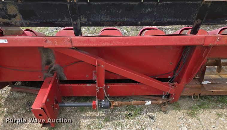 image for item EM7033 Case 1083 corn head