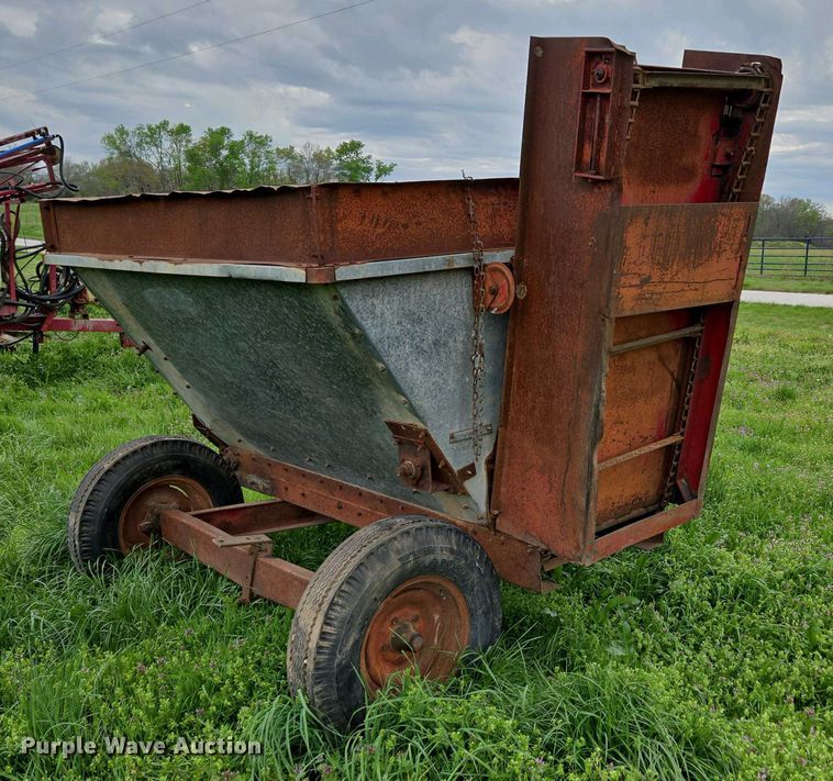 image for item EN3570 Feed mixer