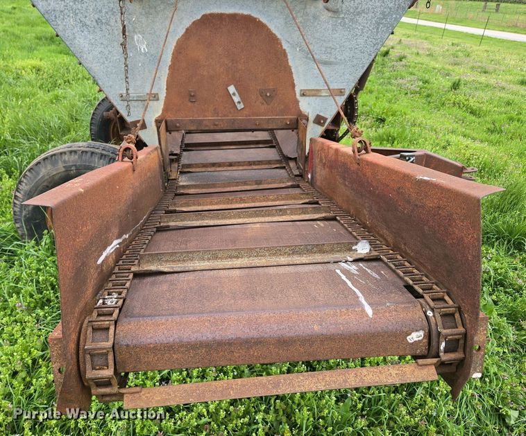 image for item EN3570 Feed mixer