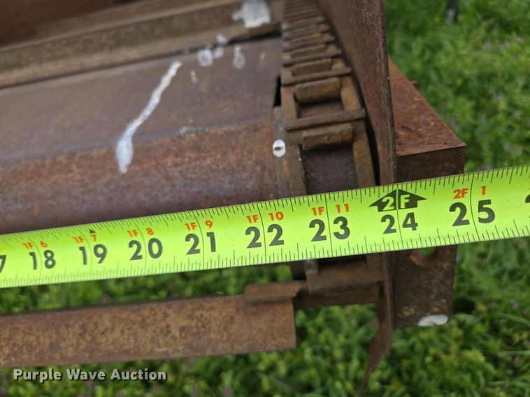 image for item EN3570 Feed mixer