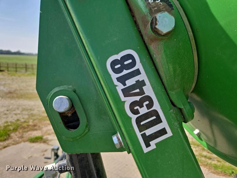 image for item EN3586 2015 Frontier TD3418 hay tedder