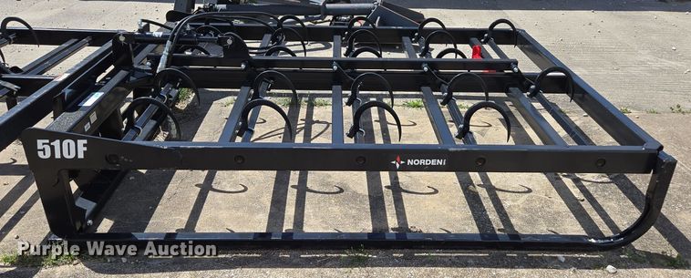 image for item EN3620 Norden 510F 510F skid steer bale accumulator grapple