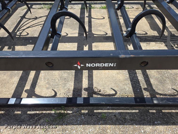 image for item EN3620 Norden 510F 510F skid steer bale accumulator grapple