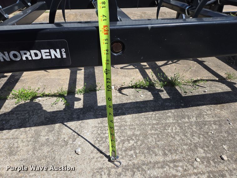 image for item EN3620 Norden 510F 510F skid steer bale accumulator grapple