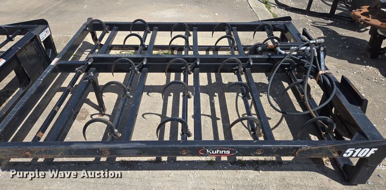 image for item EN3621 Kuhns 510F skid steer bale accumulator grapple