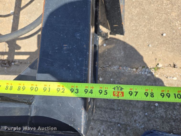 image for item EN3621 Kuhns 510F skid steer bale accumulator grapple