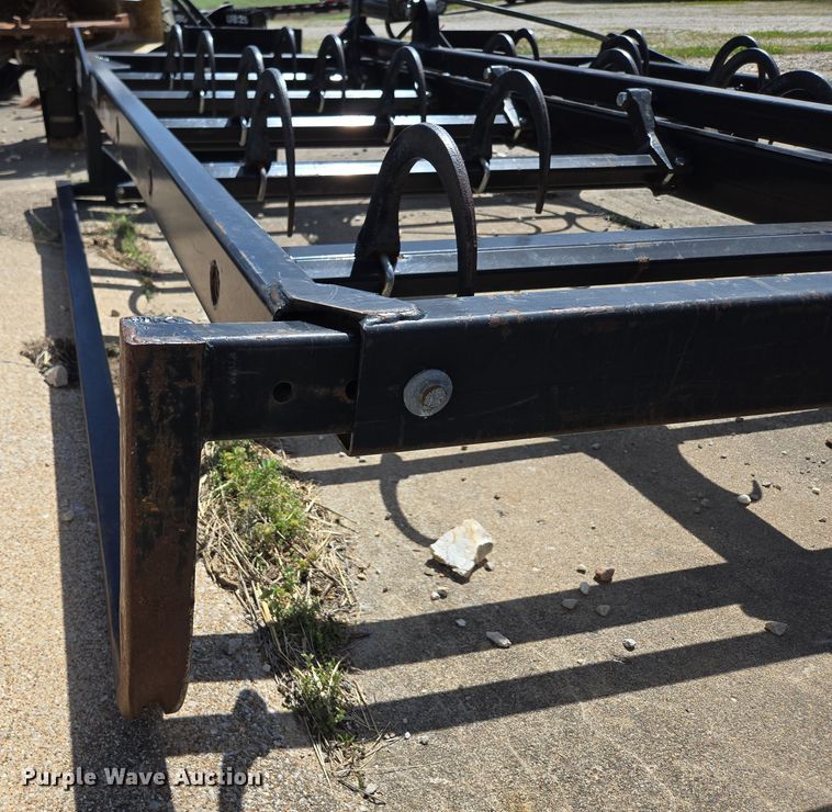 image for item EN3621 Kuhns 510F skid steer bale accumulator grapple