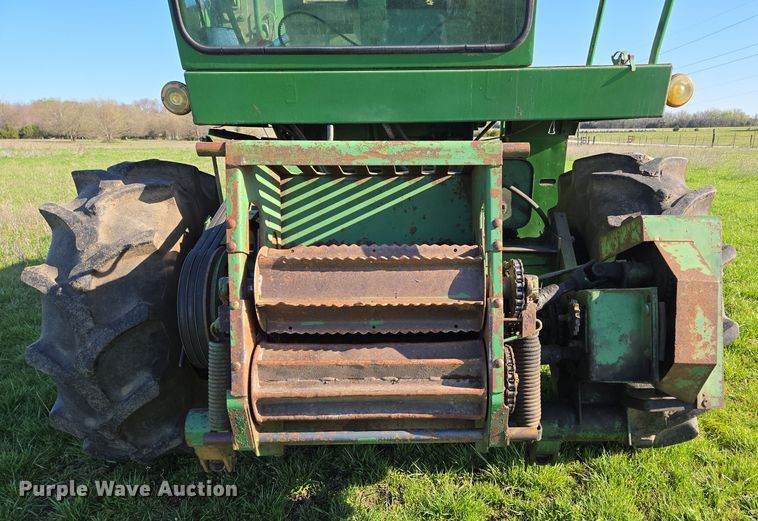 image for item EN3624 John Deere 5400 forage harvester