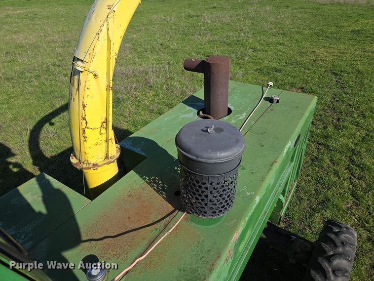 image for item EN3624 John Deere 5400 forage harvester