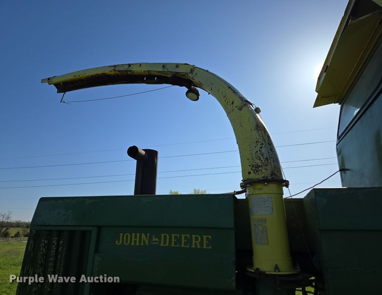 image for item EN3624 John Deere 5400 forage harvester