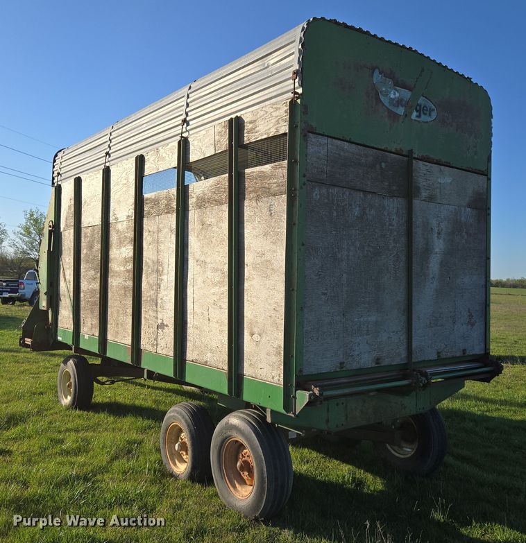 image for item EN3625 Badger silage wagon