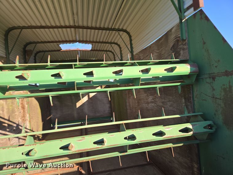 image for item EN3625 Badger silage wagon