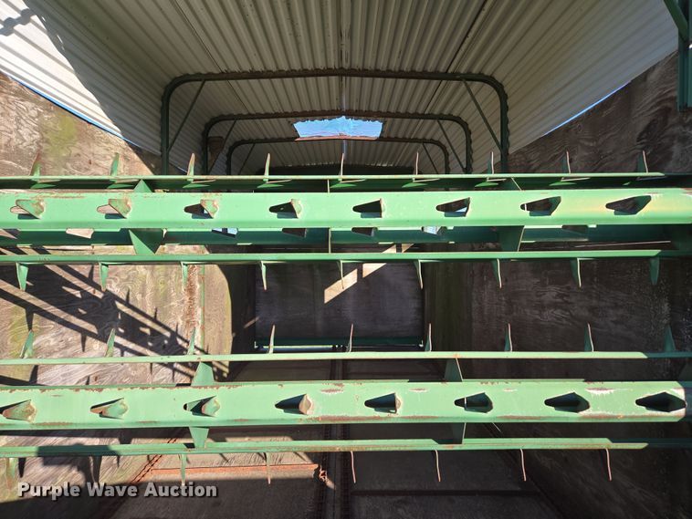 image for item EN3625 Badger silage wagon