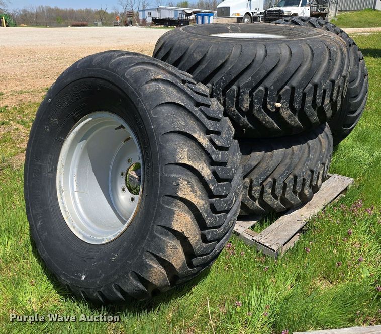 image for item EN3634 (4) Alliance 44x18.00-20 tires and wheels