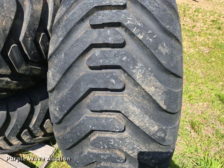 image for item EN3634 (4) Alliance 44x18.00-20 tires and wheels