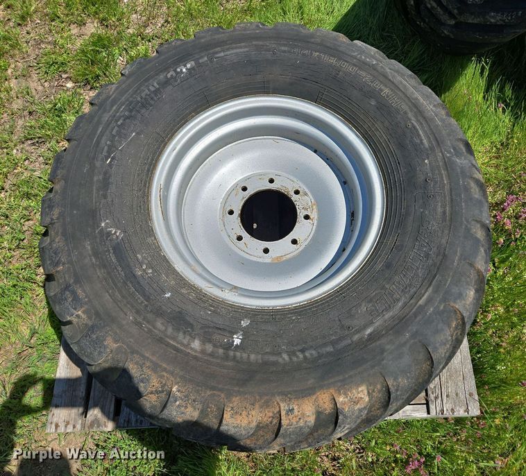 image for item EN3634 (4) Alliance 44x18.00-20 tires and wheels