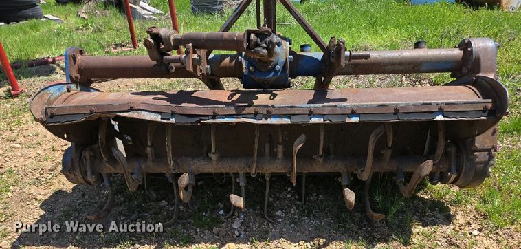 image for item EN3636 Iseki SRI320C tiller