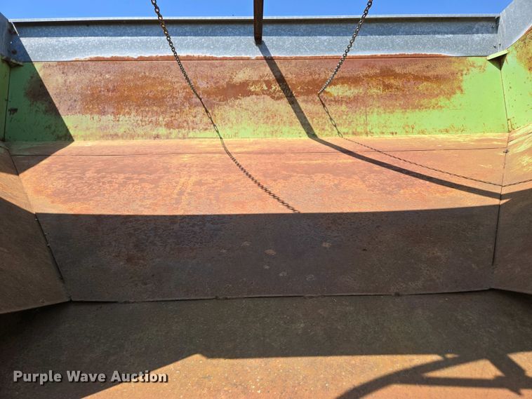 image for item EN3641 Parker 1072 gravity wagon