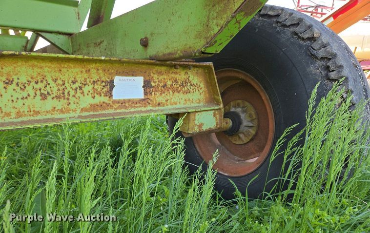 image for item EN3641 Parker 1072 gravity wagon