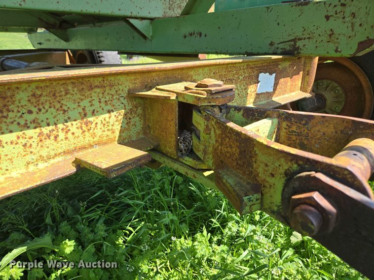 image for item EN3641 Parker 1072 gravity wagon