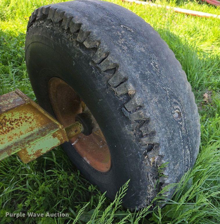 image for item EN3641 Parker 1072 gravity wagon